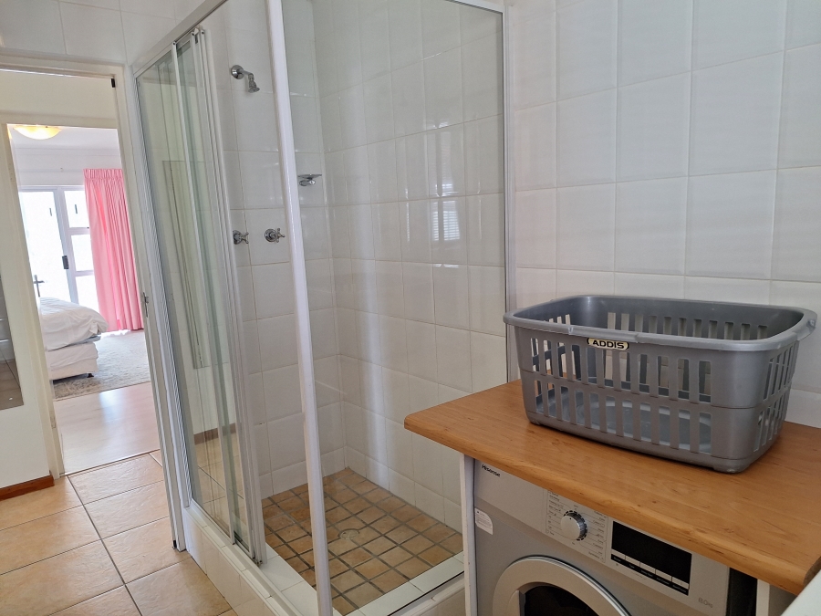 To Let 3 Bedroom Property for Rent in Fish Hoek Western Cape